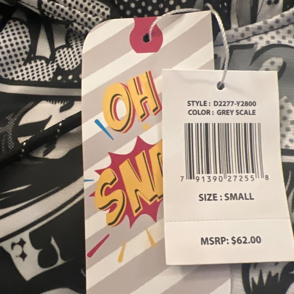 Oh Snap Graphic Comic pull over hoodie - Picture 2 of 4